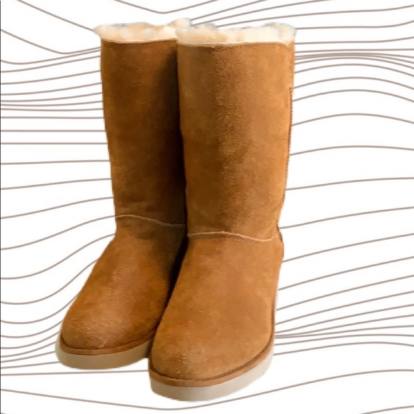 UGG Shoes - Kookaburra by UGG sz 7 stickers still on bottom